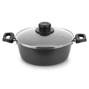 OLLA BASIC 20 CM CON TAPA GRIS 1 La olla basic con tapa está compuesta con aluminio de 99,7 de pureza, revestimiento interno con 7 capas antiadherentes y baquelita antitérmica de 20 cm de diámetro. Esta olla cuenta con capacidad de 2,10 litros.